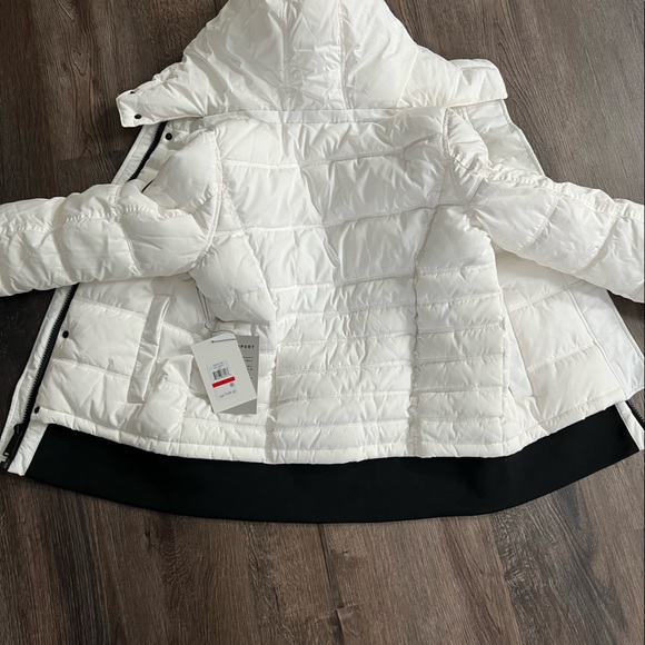 DKNY down jacket - Picture 3 of 3